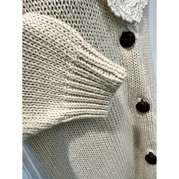 Chaus Vintage Ivory Cream Cardigan Sweater with Embroidered Floral Collar-Small - Picture 4 of 10